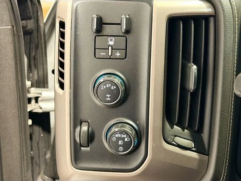 Used 2017 GMC Sierra 2500 Denali w/ Duramax Plus Package image 10