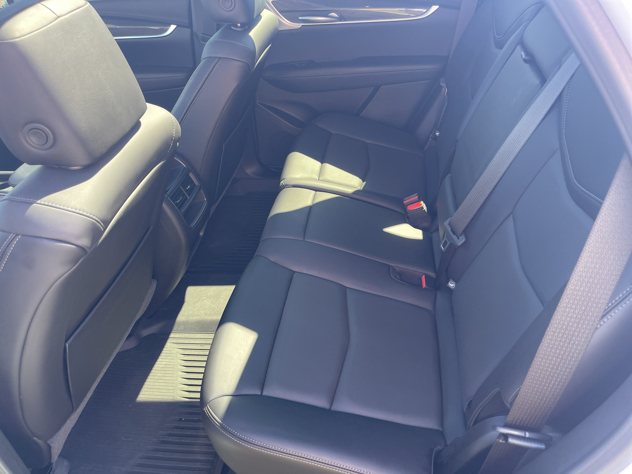 Used 2024 Cadillac XT5 Sportv w/ Technology Package AWD/4WD image 31