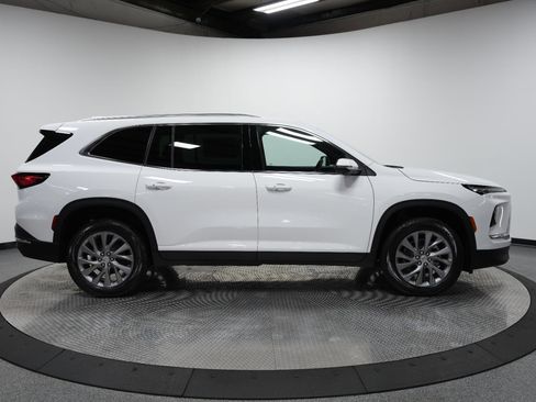 New 2026 Buick Enclave Preferred w/ Power Package image 9