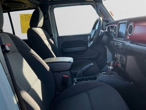 Used 2023 Jeep Wrangler Unlimited Rubicon image 15