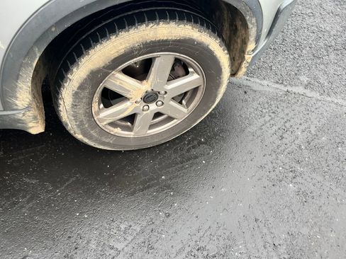 Used 2004 Volvo XC90 2.5T image 31