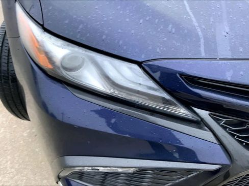 Used 2022 Toyota Camry XSE image 25