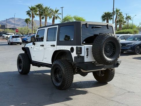 Used 2018 Jeep Wrangler Unlimited Sport S image 3