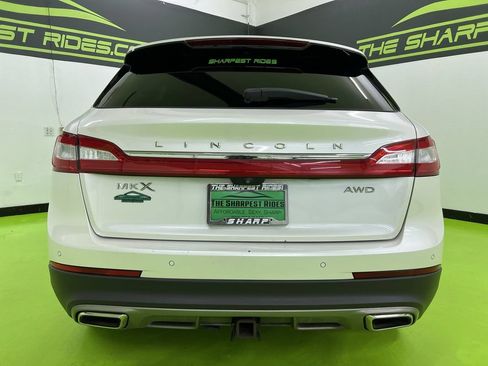 Used 2016 Lincoln MKX Reserve AWD/4WD image 8