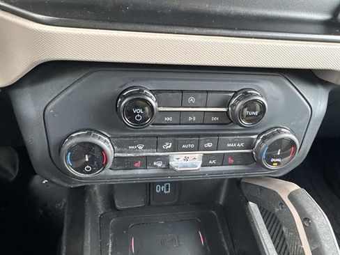 Used 2022 Ford Bronco Big Bend image 35