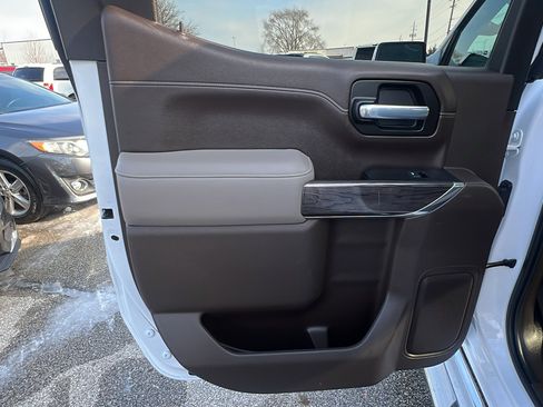 Used 2021 Chevrolet Silverado 1500 LTZ w/ LTZ Premium Package image 14