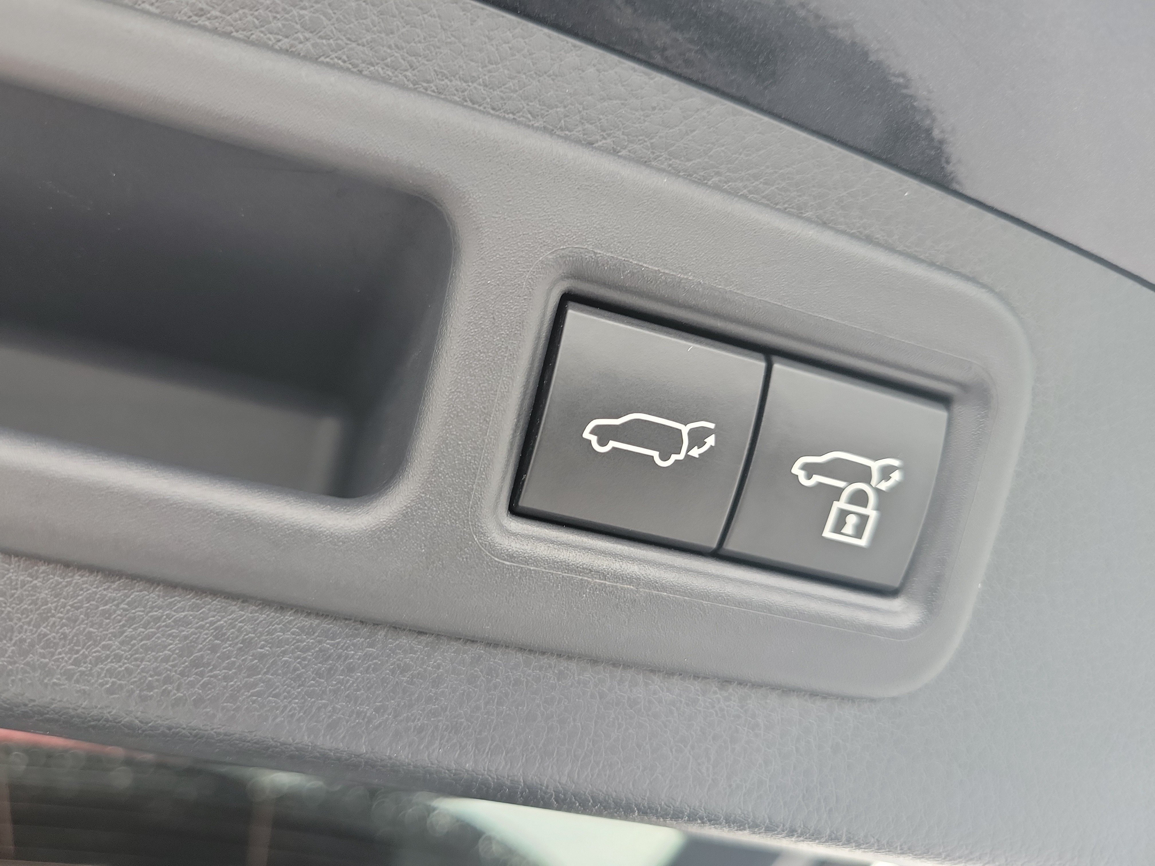 Used 2024 Lexus RX 350 FWD w/ Technology Package image 10