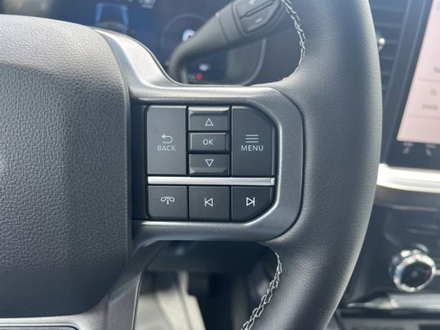 New 2025 Ford F350 Lariat w/ Lariat Ultimate Package image 25