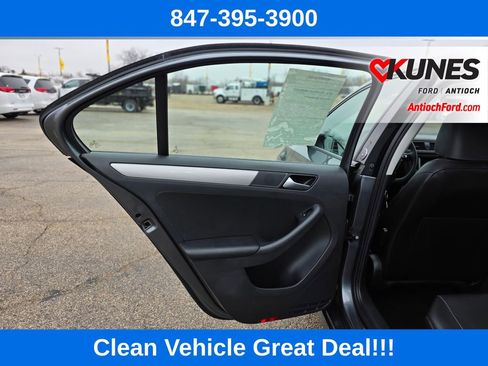 Used 2018 Volkswagen Jetta Wolfsburg Edition image 20