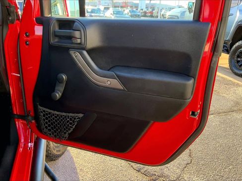 Used 2013 Jeep Wrangler Sport image 19