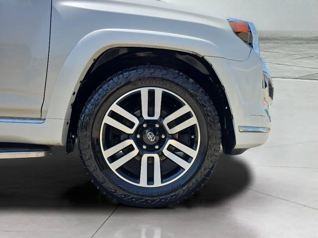 Used 2016 Toyota 4Runner Limited RWD image 30