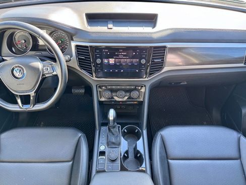 Used 2018 Volkswagen Atlas SEL AWD/4WD image 11