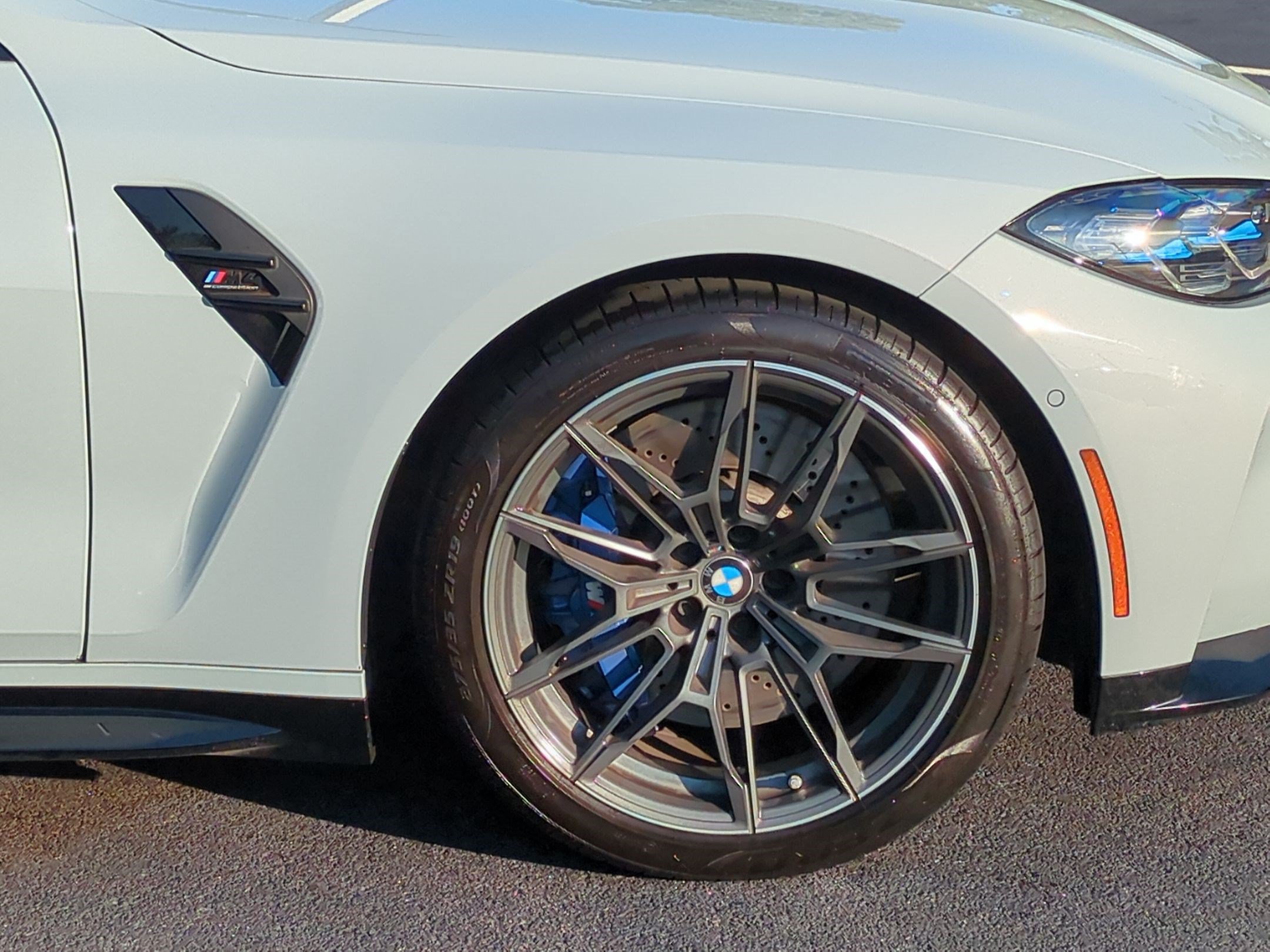 Used 2021 BMW M4 Competition w/ M Carbon Exterior Package RWD image 12