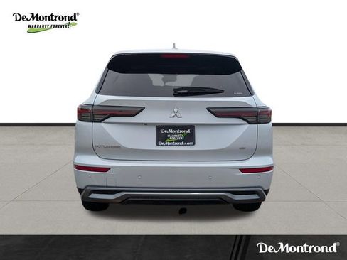 New 2025 Mitsubishi Outlander SE AWD/4WD image 6