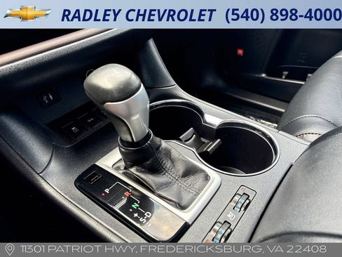 Used 2015 Toyota Highlander Limited AWD/4WD image 11