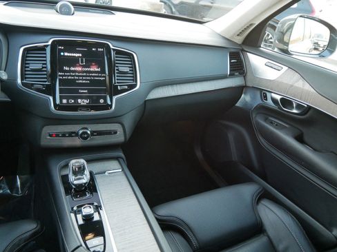 Certified 2023 Volvo XC90 B6 Ultimate w/ Lounge Package image 13