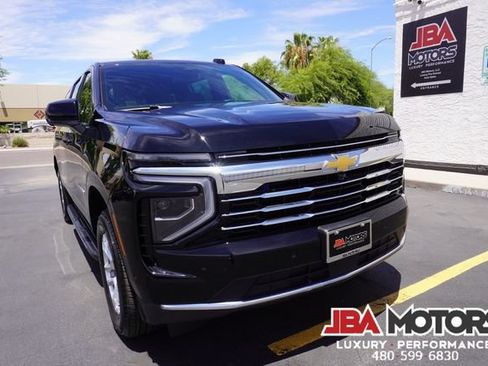 Used 2025 Chevrolet Suburban LT RWD image 61