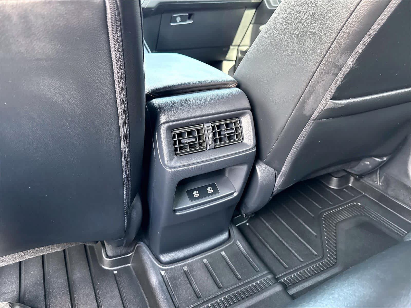 Used 2025 Honda CR-V Sport-L image 38