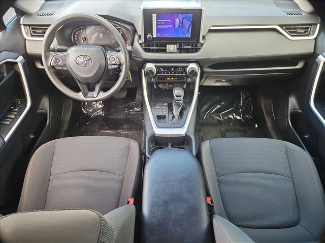 Used 2025 Toyota RAV4 LE AWD/4WD image 22