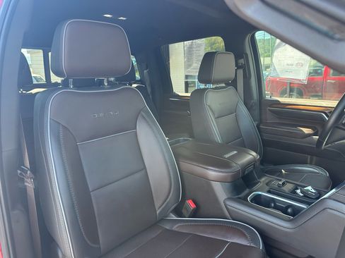 Used 2024 GMC Sierra 3500 Denali image 18