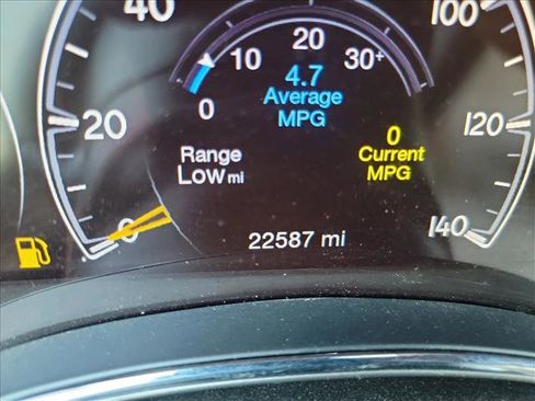 Used 2022 Jeep Grand Cherokee Laredo E image 19