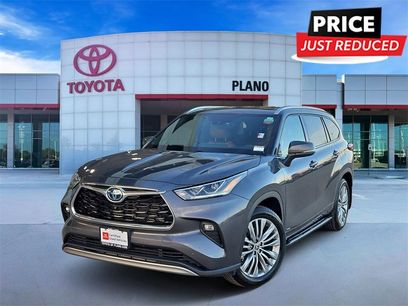 Certified 2022 Toyota Highlander Platinum