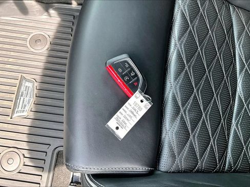 Used 2023 Cadillac CT4 V Blackwing w/ Driver Assist Package RWD image 34