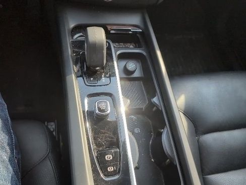 Used 2023 Volvo XC60 B5 Plus w/ Climate Package image 27