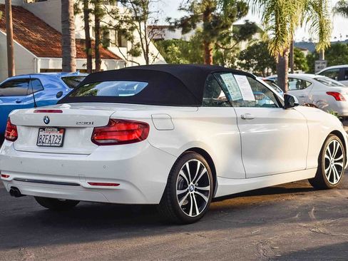 Used 2020 BMW 230i Convertible w/ Premium Package image 6