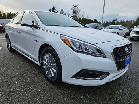 Used 2016 Hyundai Sonata SE image 3