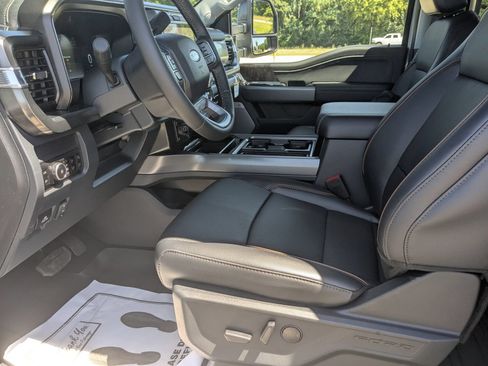 New 2026 Ford F250 Lariat w/ Tremor Off-Road Package AWD/4WD image 13