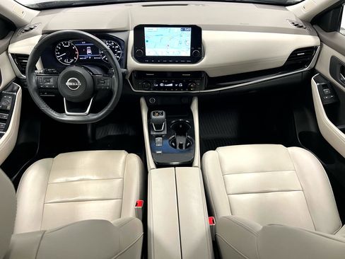 Used 2023 Nissan Rogue SL w/ SL Premium Package image 29