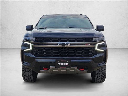 Used 2022 Chevrolet Tahoe Z71 w/ Luxury Package image 2