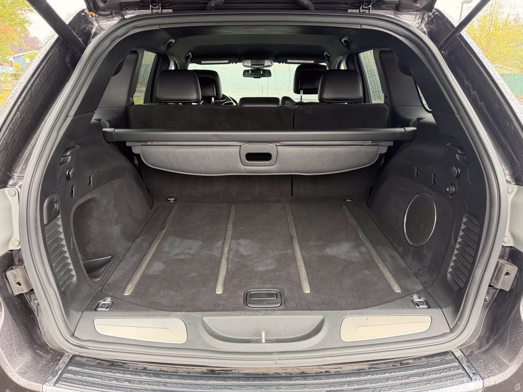 Used 2014 Jeep Grand Cherokee Limited w/ Trailer Tow Group IV AWD/4WD image 10