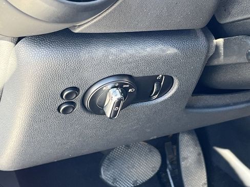 Used 2020 MINI Cooper 2-Door Hardtop image 27