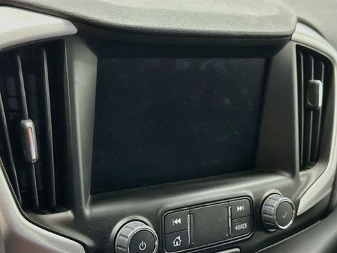 Used 2024 GMC Terrain SLT w/ LPO, Floor Liner Package AWD/4WD image 4