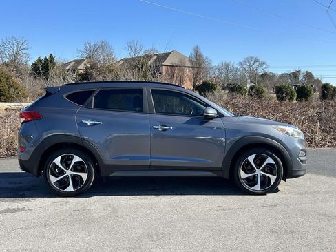 Used 2016 Hyundai Tucson Limited w/ Option Group 03 image 2