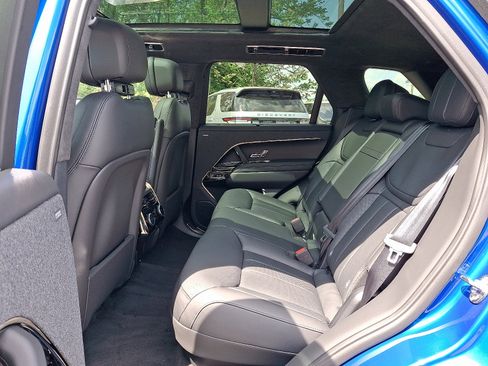 New 2025 Land Rover Range Rover Sport Autobiography image 5