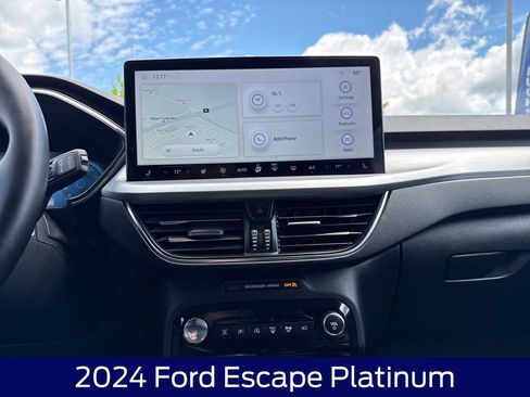 Used 2024 Ford Escape Platinum AWD/4WD image 22