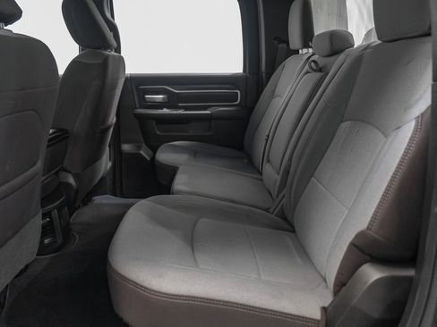 Used 2024 RAM 3500 Big Horn image 39