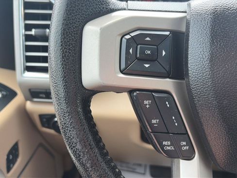 Used 2016 Ford F150 Lariat w/ Equipment Group 502A Luxury AWD/4WD image 32