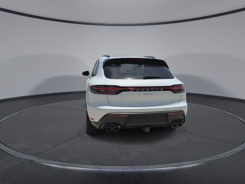 Certified 2023 Porsche Macan Turbo AWD/4WD image 7