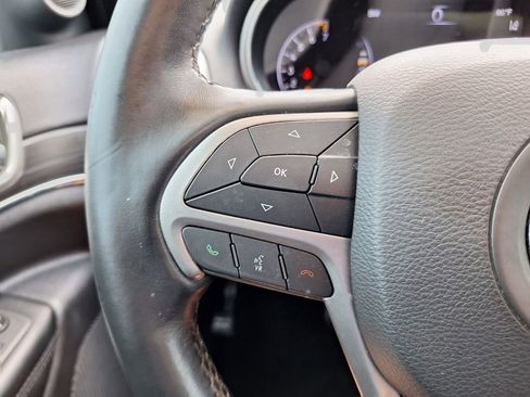 Used 2022 Jeep Grand Cherokee Limited AWD/4WD image 17