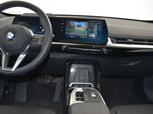 Used 2025 BMW X1 xDrive28i image 19