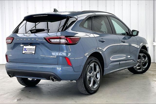 Used 2024 Ford Escape ST-Line w/ Tech Pack #1 AWD/4WD image 12