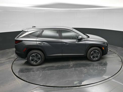 New 2026 Hyundai Tucson Blue SE image 29