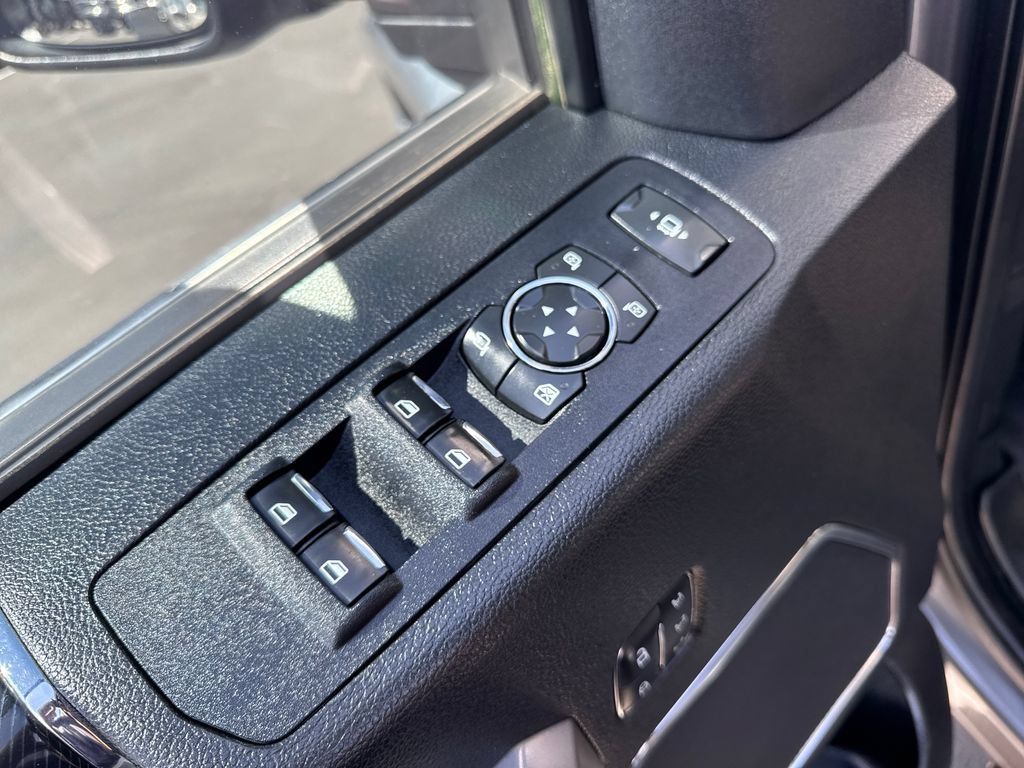 Used 2021 Ford F450 Platinum w/ FX4 Off-Road Package AWD/4WD image 11