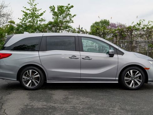Used 2023 Honda Odyssey Touring image 8