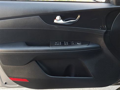 Certified 2023 Kia Forte GT-Line image 27