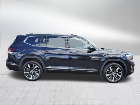 Used 2024 Volkswagen Atlas SEL Premium R-Line AWD/4WD image 8
